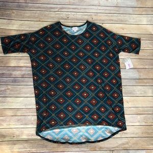 LuLaRoe || Irma Shirt